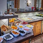 Posthotel Walhalla Regensburg Ost 4*