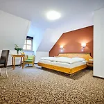 Posthotel Walhalla Regensburg Ost 4* Donaustauf