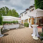 Posthotel Walhalla Regensburg Ost 4*