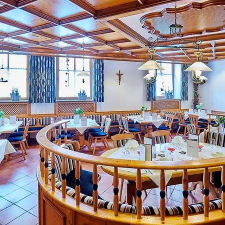 Posthotel Hotel 4*