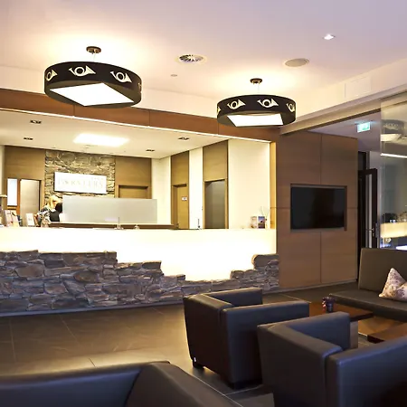 Posthotel Walhalla Regensburg Ost 4* دوناوستاف