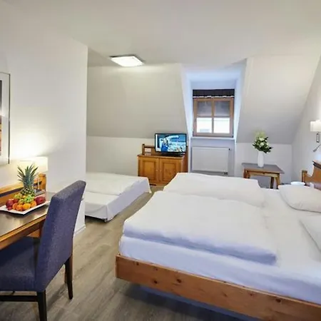 Posthotel Walhalla Regensburg Ost 酒店 多瑙斯陶夫