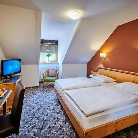 Posthotel Walhalla Regensburg Ost 4*