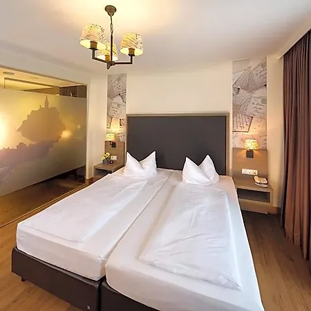 Hotel Posthotel Walhalla Regensburg Ost 4*