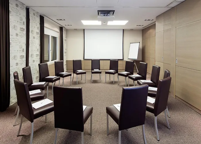 Posthotel Walhalla Regensburg Ost 多瑙斯陶夫