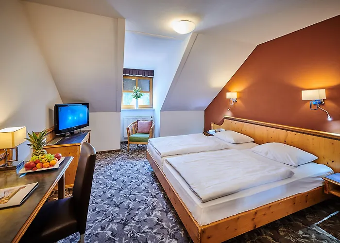 酒店 Posthotel Walhalla Regensburg Ost 4*