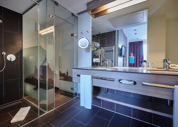 Posthotel Walhalla Regensburg Ost 酒店