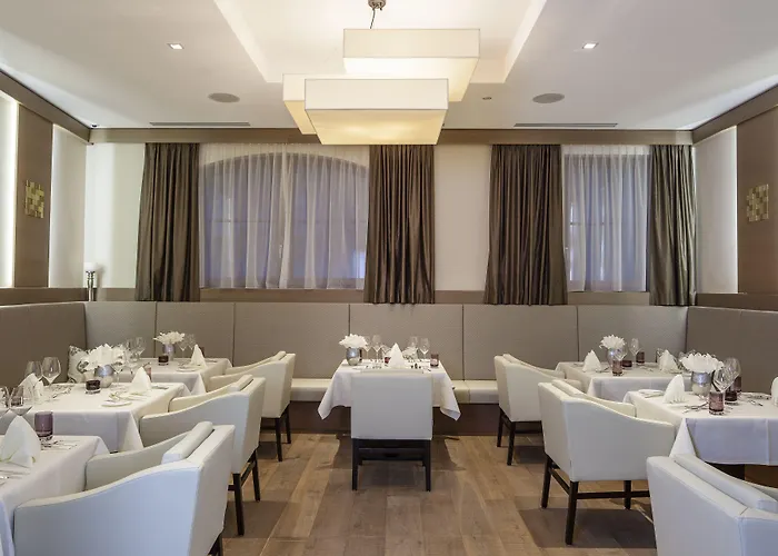 Posthotel Walhalla Regensburg Ost 4*