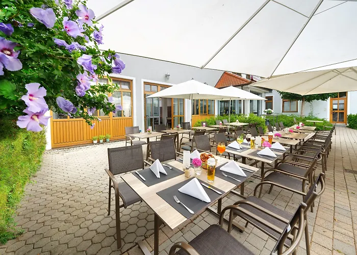 Posthotel Walhalla Regensburg Ost מלון 4*